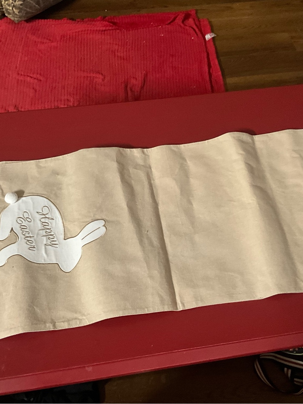 Easter table runner - Picture 3 of 9